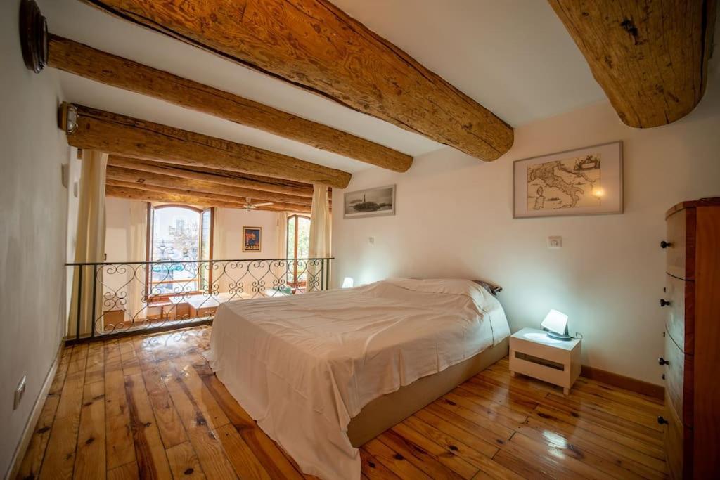 Air-Conditioned Loft In The Heart Of The Old Port Марсель Екстер'єр фото