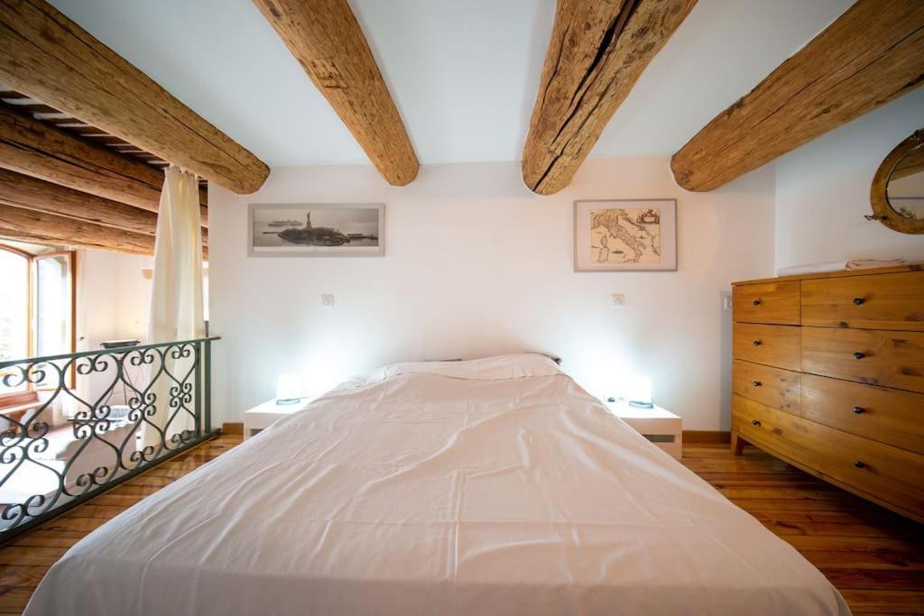 Air-Conditioned Loft In The Heart Of The Old Port Марсель Екстер'єр фото